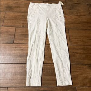 Soho Apparel Classic White Fabric leggings